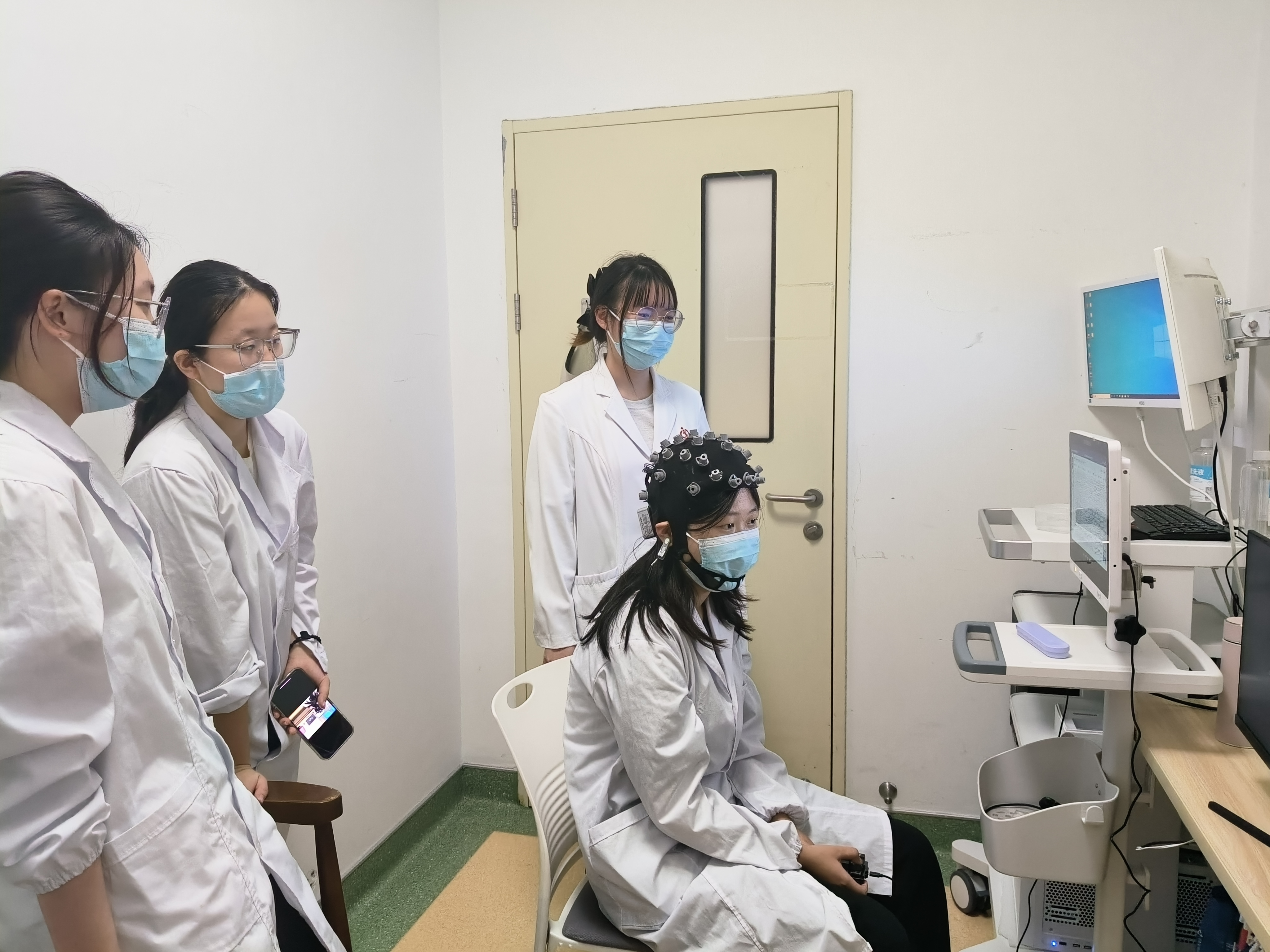 中山大学附属第七医院脑电采集学习