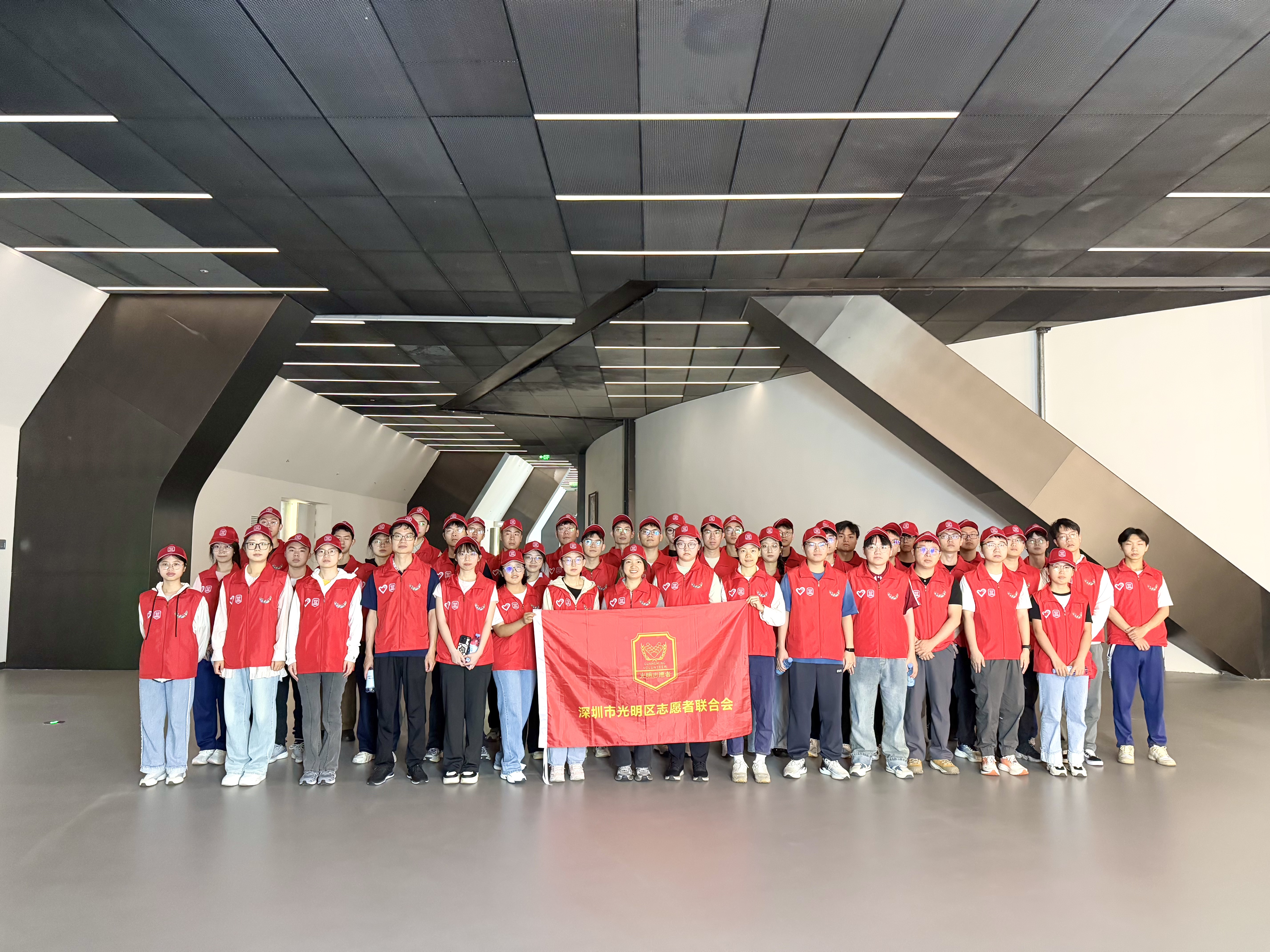 深圳科学技术馆五四青年节志愿服务
